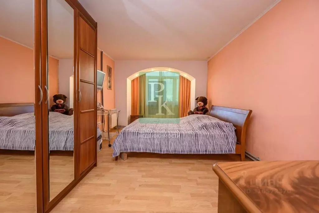 3-к кв. Севастополь ул. Адмирала Фадеева, 25Е (68.0 м) - Фото 2