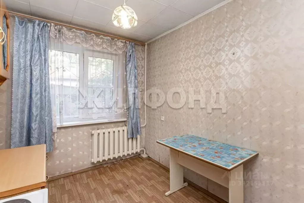 1-к кв. Алтайский край, Барнаул ул. Панфиловцев, 19к2 (30.1 м) - Фото 2