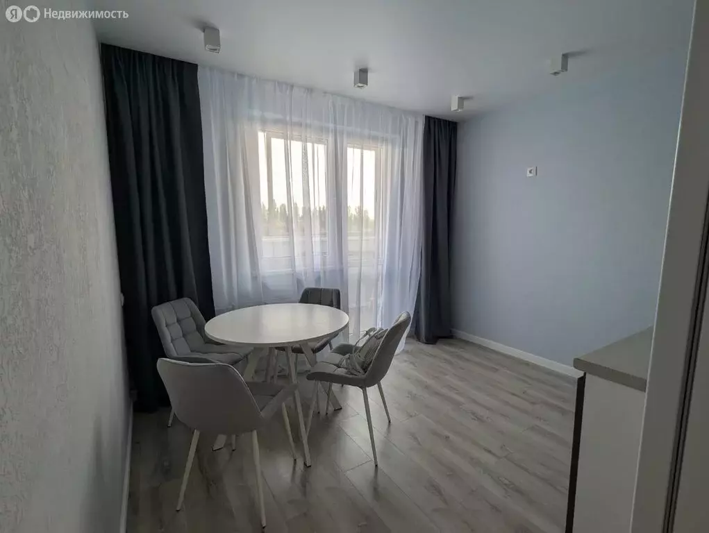 1-комнатная квартира: Краснодар, улица Селезнёва, 104/1 (45.1 м) - Фото 1