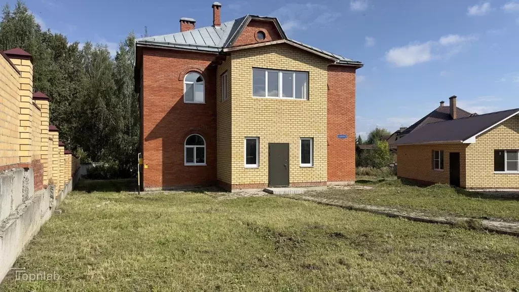 Дом в Татарстан, Казань ул. Гали Динмухаметова, 5 (295 м) - Фото 1