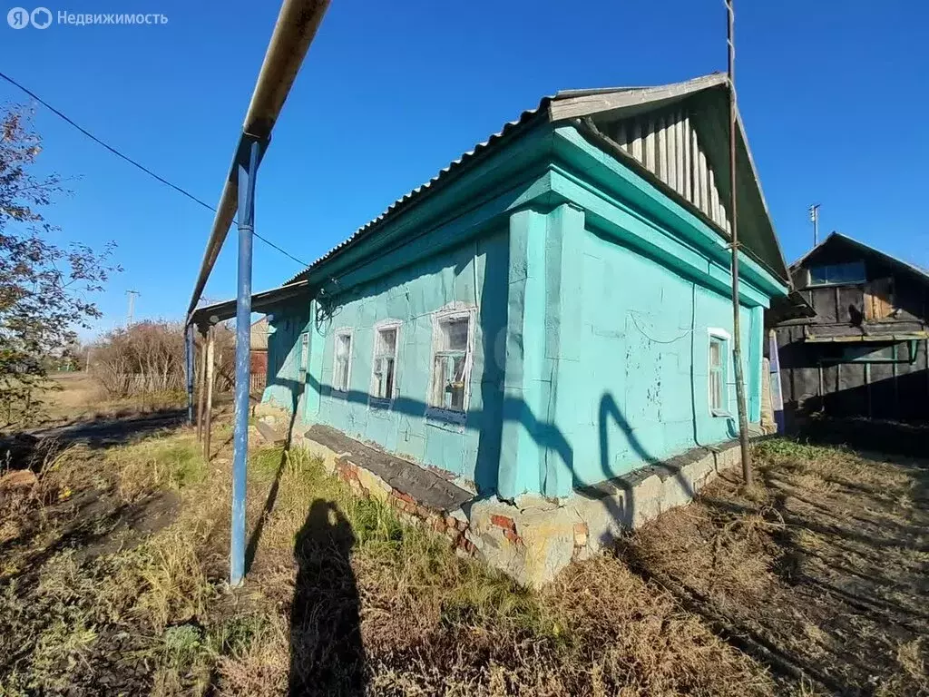 Дом в село Барки, Коммунистическая улица (23.9 м) - Фото 0