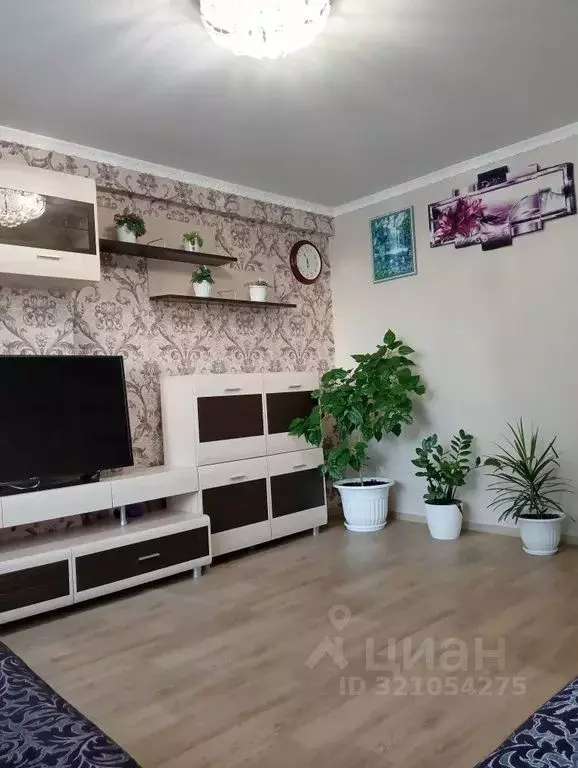 1-к кв. Удмуртия, Ижевск ул. Героя России Ильфата Закирова, 34 (36.0 ... - Фото 1