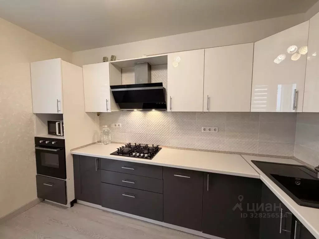 1-к кв. Крым, Симферополь ул. Киевская, 177В (38.0 м) - Фото 2