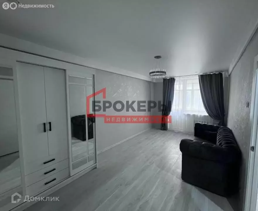 2-комнатная квартира: Севастополь, проспект Генерала Острякова, 80 ... - Фото 0