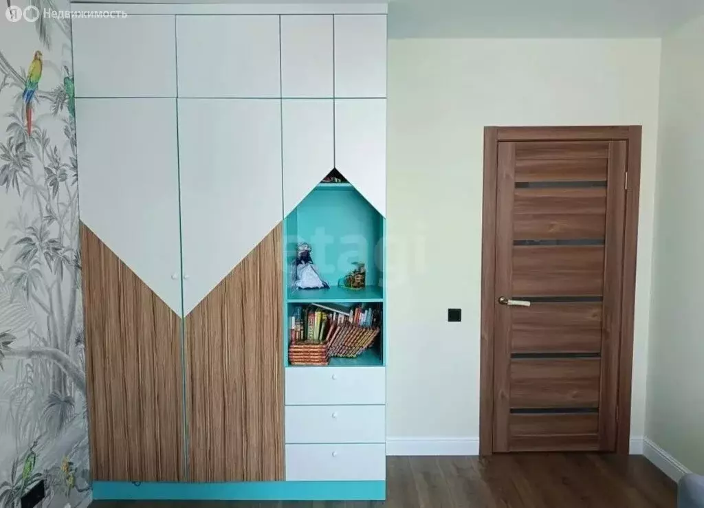 2-комнатная квартира: Тюмень, Алматинская улица, 6 (62.2 м) - Фото 1