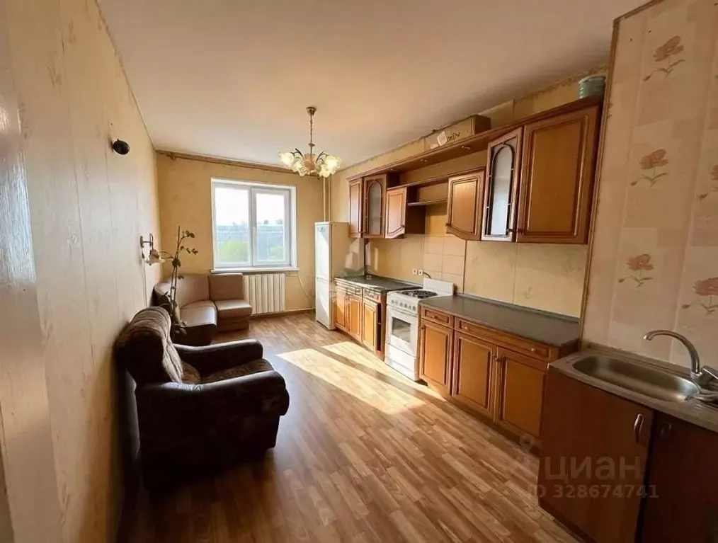 2-к кв. Саратовская область, Энгельс ул. Тельмана, 170 (57.1 м) - Фото 1