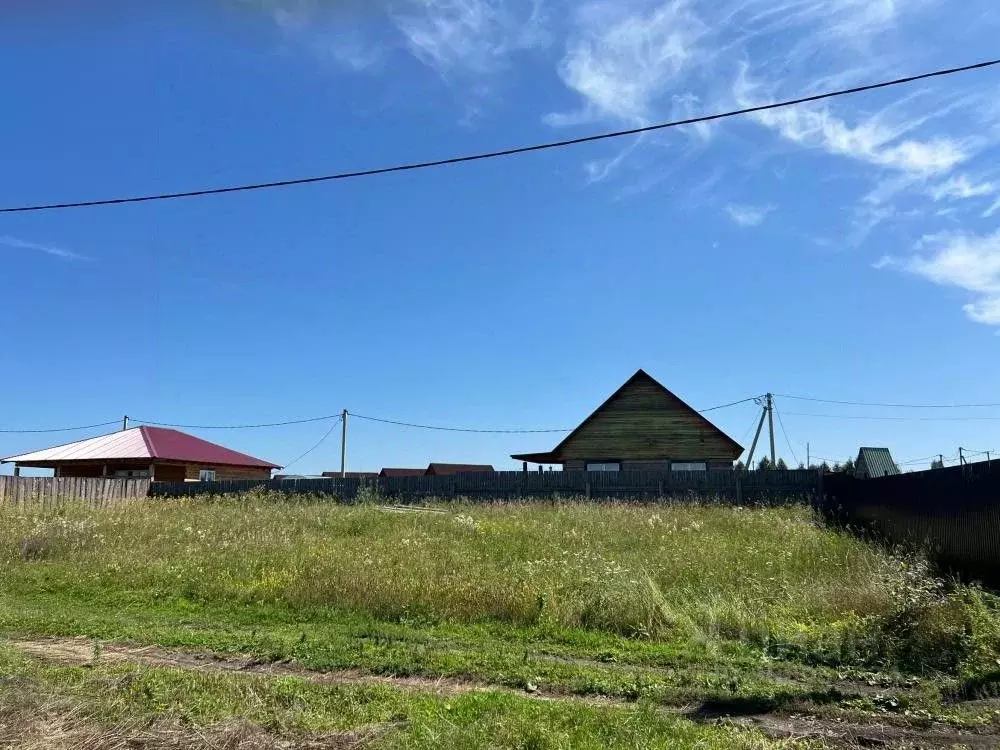 Участок в Иркутская область, Иркутский район, с. Максимовщина ул. ... - Фото 1