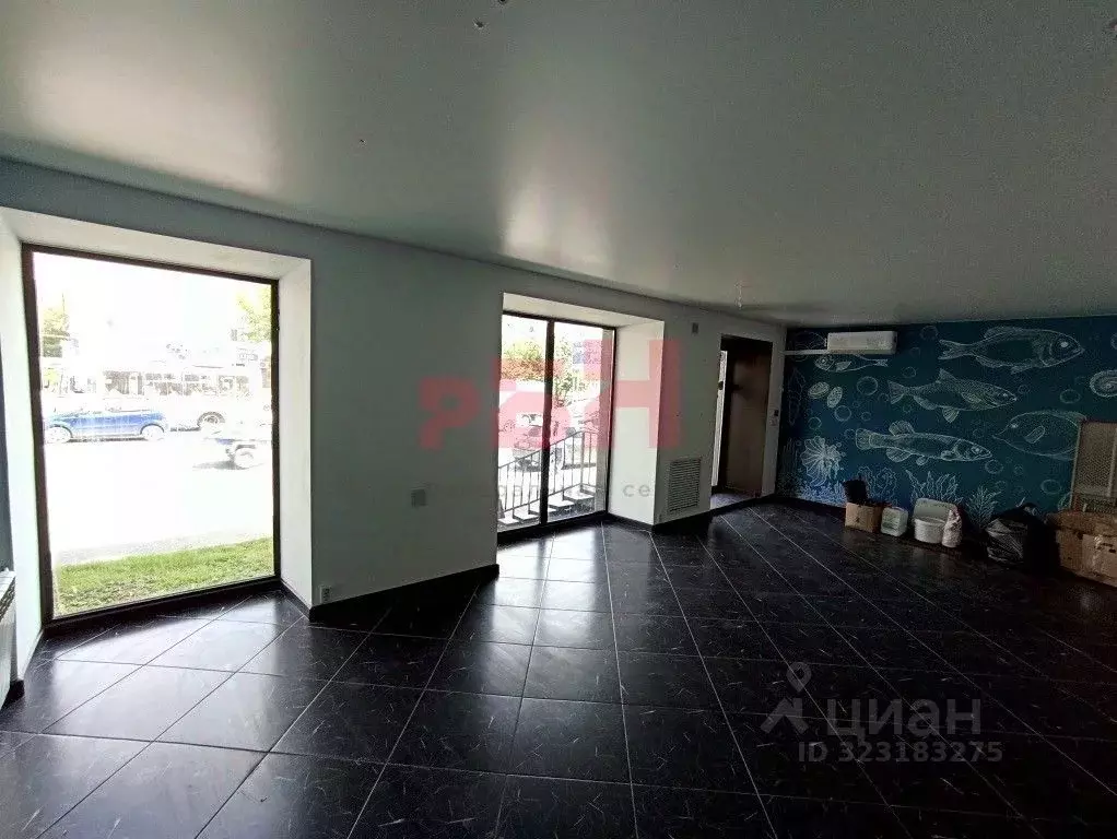 Торговая площадь в Курганская область, Курган ул. Красина, 27 (78 м) - Фото 1