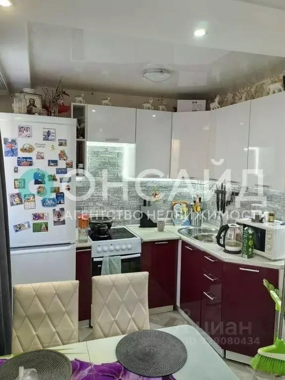 2-к кв. Бурятия, Улан-Удэ Октябрьская ул., 20 (43.7 м) - Фото 1