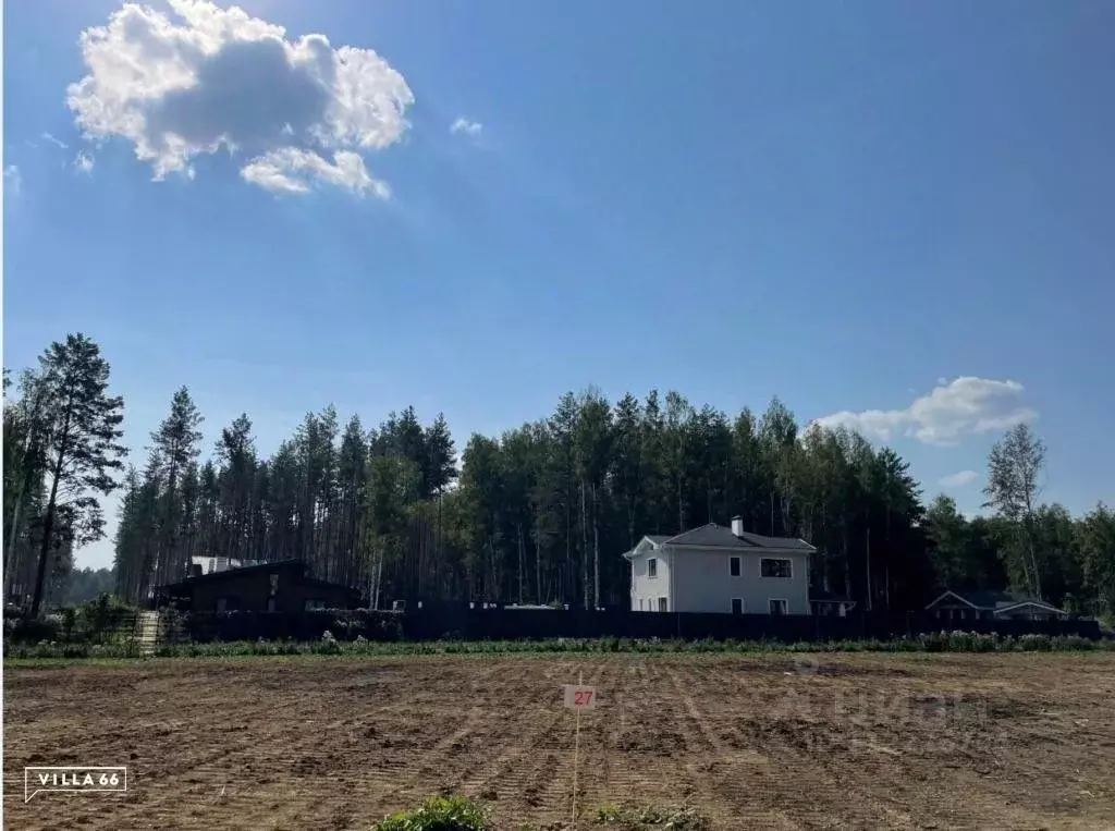 Участок в Свердловская область, Сысертский городской округ, пос. ... - Фото 0