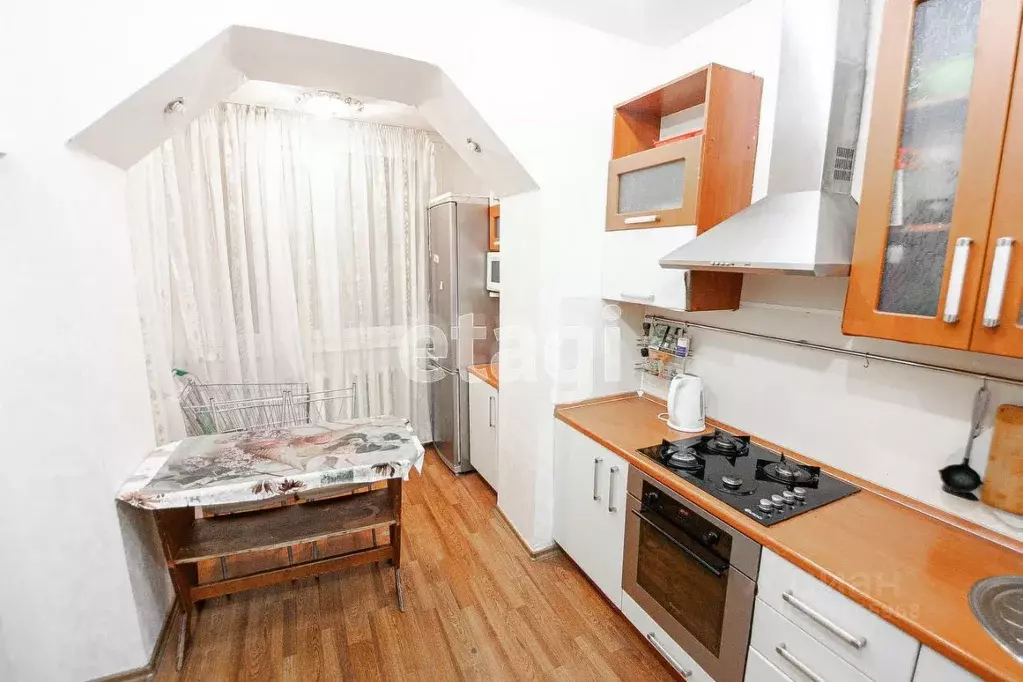 2-к кв. Белгородская область, Старый Оскол Комсомольская ул., 48 (47.0 ... - Фото 1