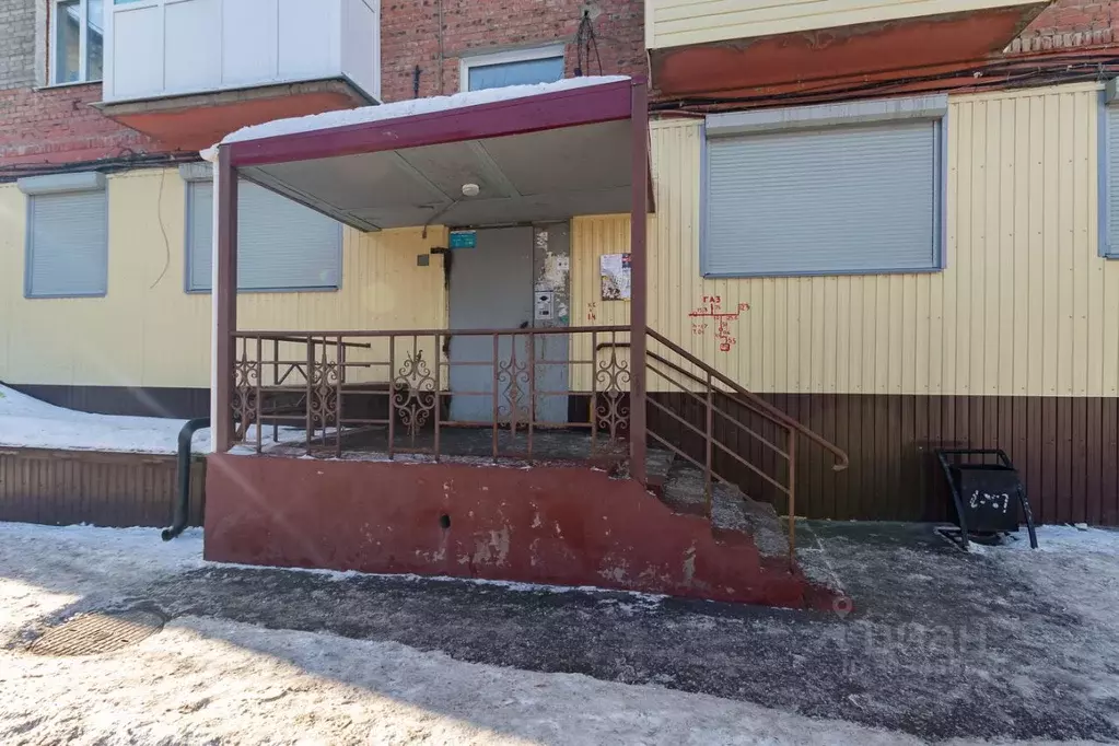 1-к кв. Омская область, Омск просп. Мира, 98 (33.2 м) - Фото 2