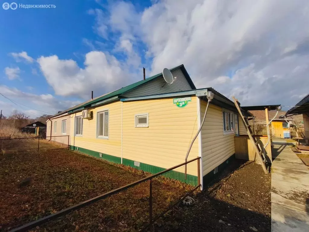 Дом в село Булыга-Фадеево, Партизанская улица, 3А (69.3 м) - Фото 1