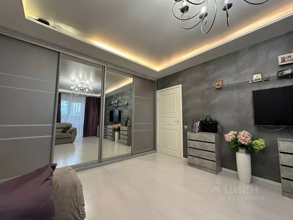 3-к кв. Волгоградская область, Волгоград ул. Кирова, 101 (77.4 м) - Фото 2