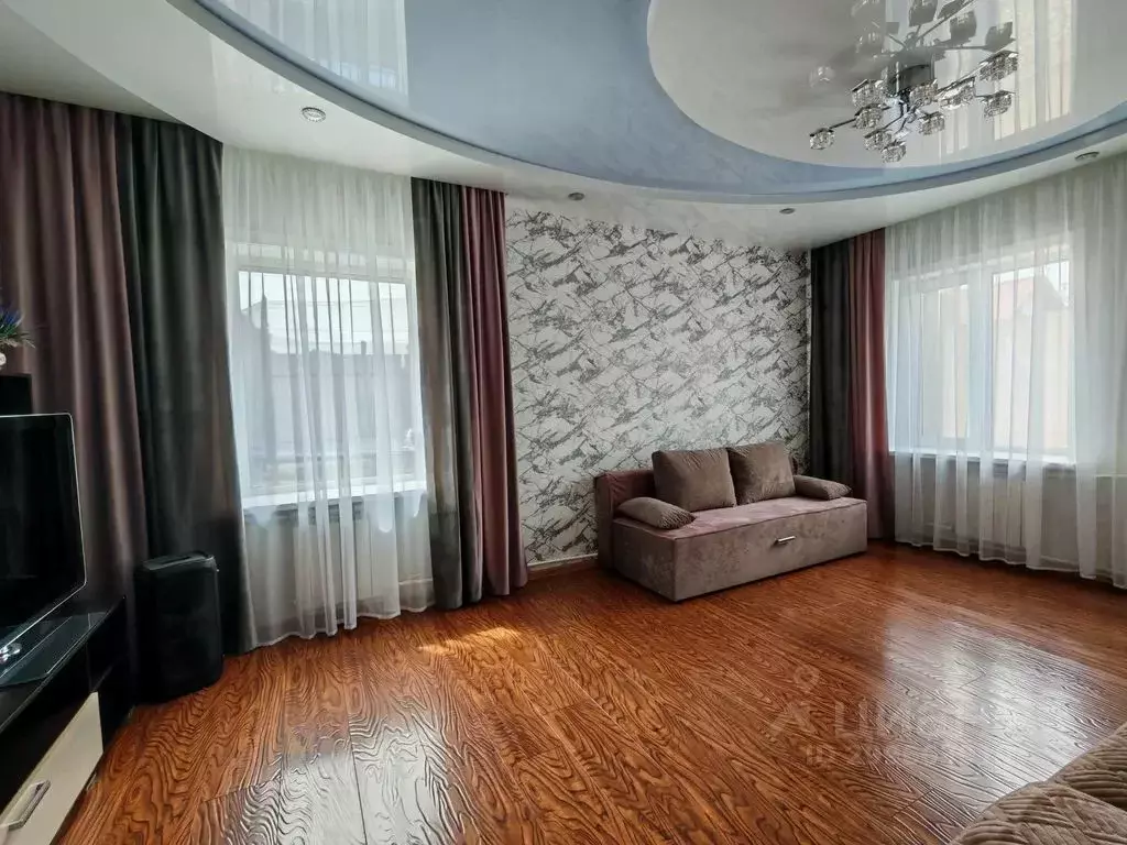 Дом в Сахалинская область, Южно-Сахалинск Почтовая ул., 49 (170 м) - Фото 2