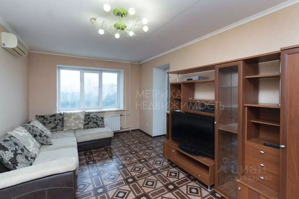 2-к кв. Тюменская область, Тюмень ул. Малыгина, 4 (76.0 м) - Фото 0