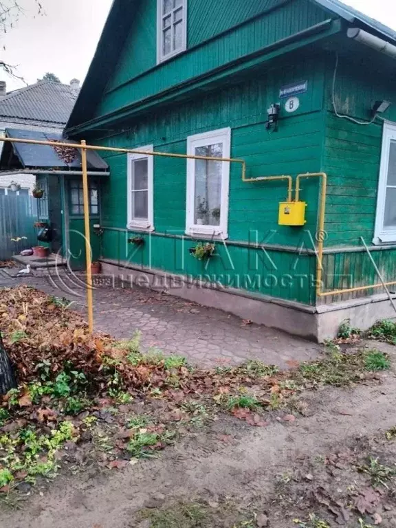 Дом в Ленинградская область, Луга Красноармейская ул., 8 (81 м) - Фото 1