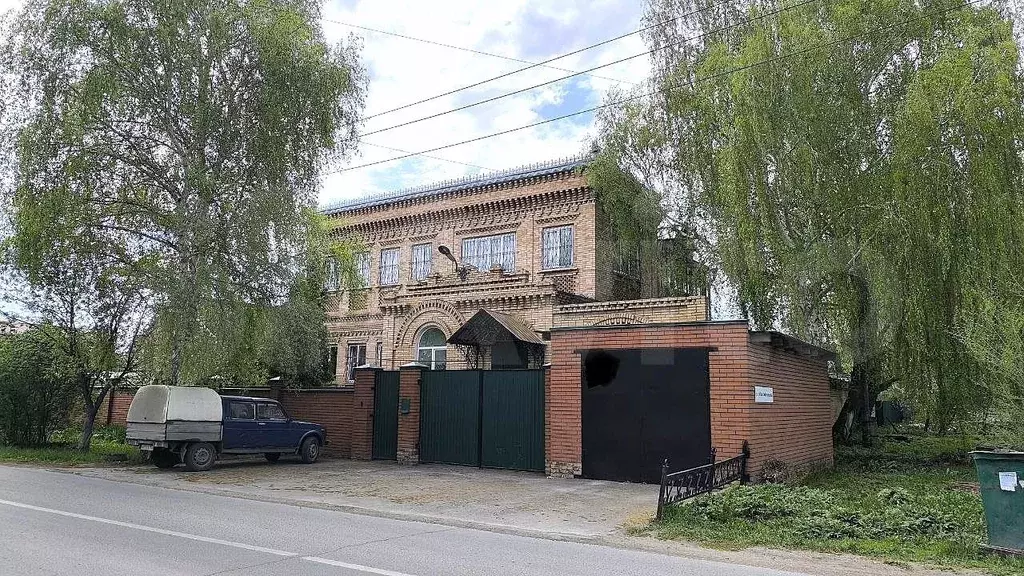 Дом 335,5 м на участке 9,8 сот. - Фото 0