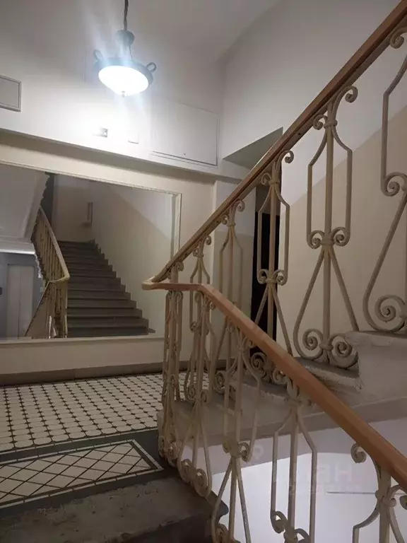 Комната Москва Валовая ул., 10 - Фото 0