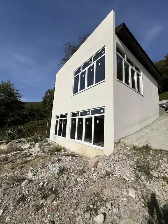 Дом в Краснодарский край, Сочи городской округ, с. Верхний Юрт, Флора ... - Фото 1