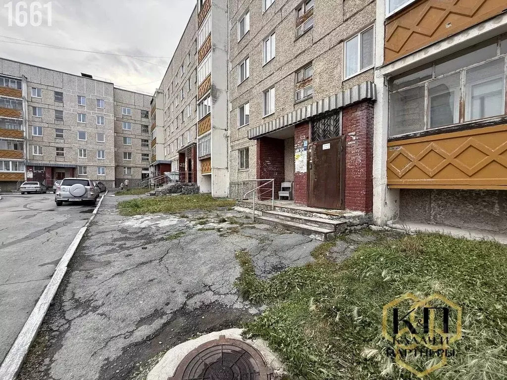 2-к кв. Свердловская область, Полевской Зеленый Бор-2 мкр, 35 (47.1 м) - Фото 1