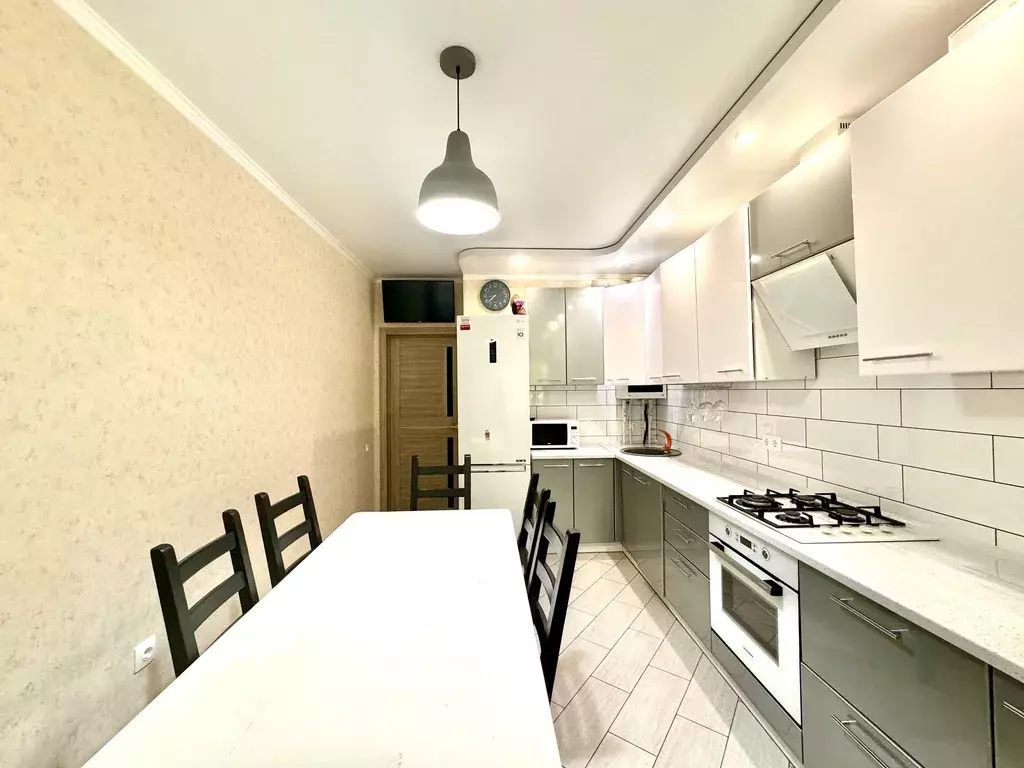 Продаётся 2-к квартира, 62.2 м - Фото 1