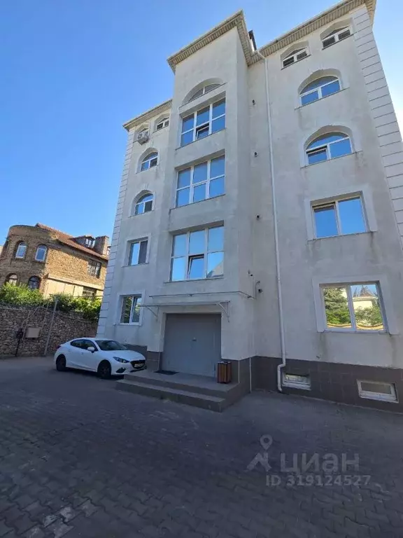 2-к кв. Севастополь проезд Готский, 26 (95.5 м) - Фото 1