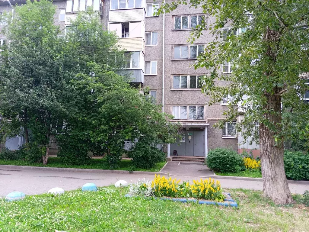 Комната Вологодская область, Череповец просп. Победы, 156 (18.0 м) - Фото 1