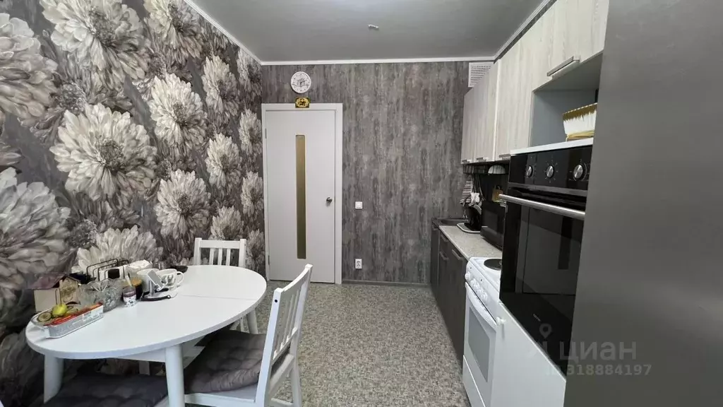 2-к кв. Татарстан, Казань просп. Ильгама Шакирова, 11А (47.0 м) - Фото 0