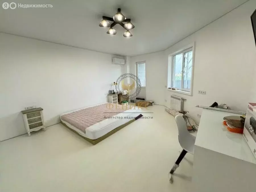3-комнатная квартира: Белгород, улица Горького, 54В (115 м) - Фото 0