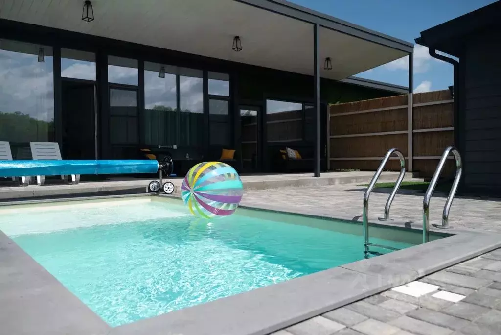 Дом в Ставропольский край, Предгорный муниципальный округ, с. Юца ул. ... - Фото 1