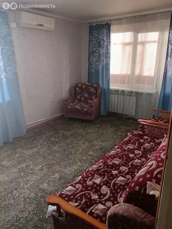 3-комнатная квартира: Абинск, улица Красных Таманцев, 28 (62.3 м) - Фото 1