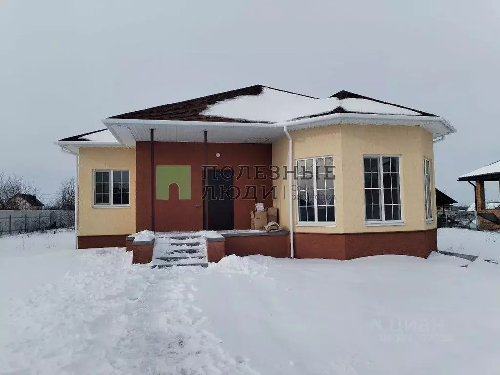 Дом в Белгородская область, Белгород Юго-Западный-2.2 мкр, пер. 2-й ... - Фото 1