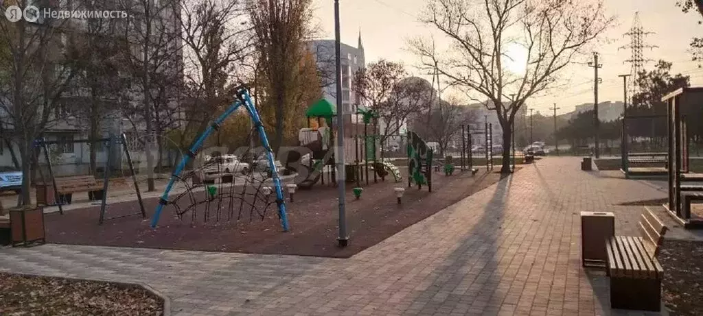 3-комнатная квартира: Махачкала, улица Абубакарова, 98 (76 м) - Фото 2