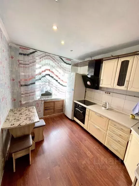 3-к кв. Хакасия, Абакан ул. Баумана, 3 (60.3 м) - Фото 1
