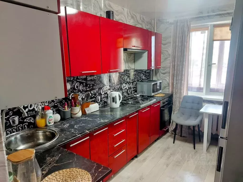 2-к кв. Вологодская область, Череповец Остинская ул., 13 (50.0 м) - Фото 0