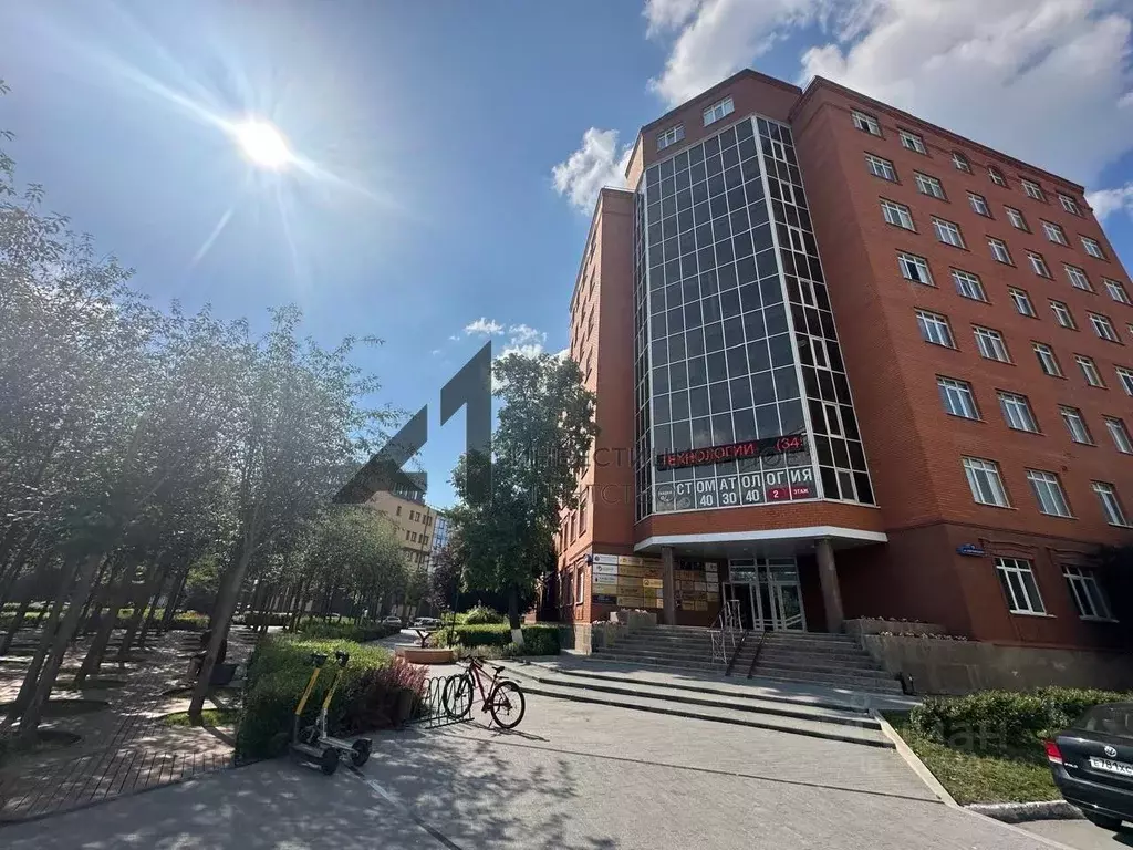 Офис в Тюменская область, Тюмень ул. Дзержинского, 15 (242 м) - Фото 0