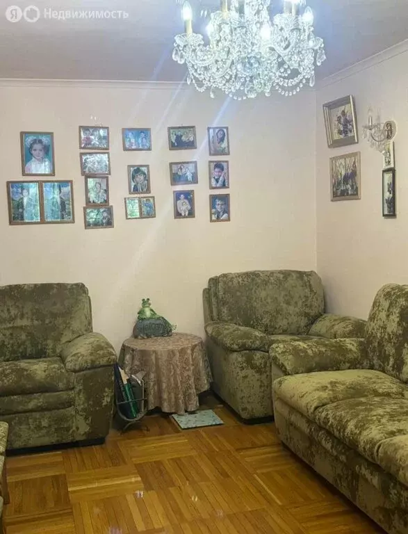 3-комнатная квартира: Нальчик, улица Кирова, 11 (65 м) - Фото 0