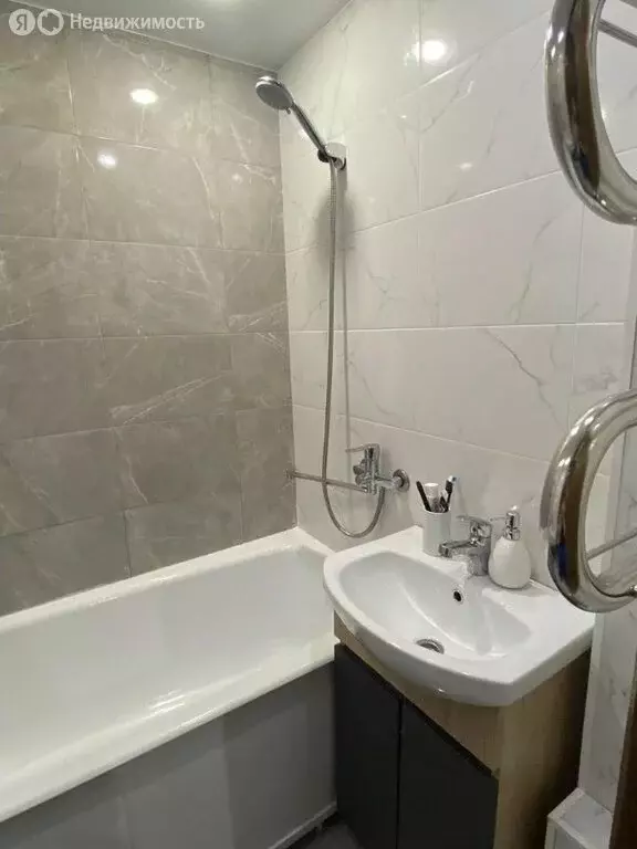 2-комнатная квартира: Иркутск, микрорайон Университетский, 78 (48.1 м) - Фото 1