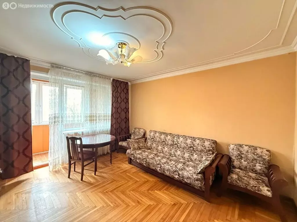 3-комнатная квартира: Нальчик, Дагестанская улица, 138 (71 м) - Фото 1