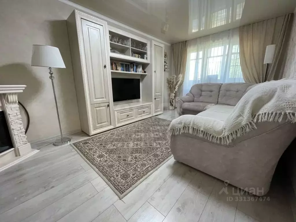 3-к кв. Ярославская область, Тутаев ул. Дементьева, 20 (64.0 м) - Фото 1