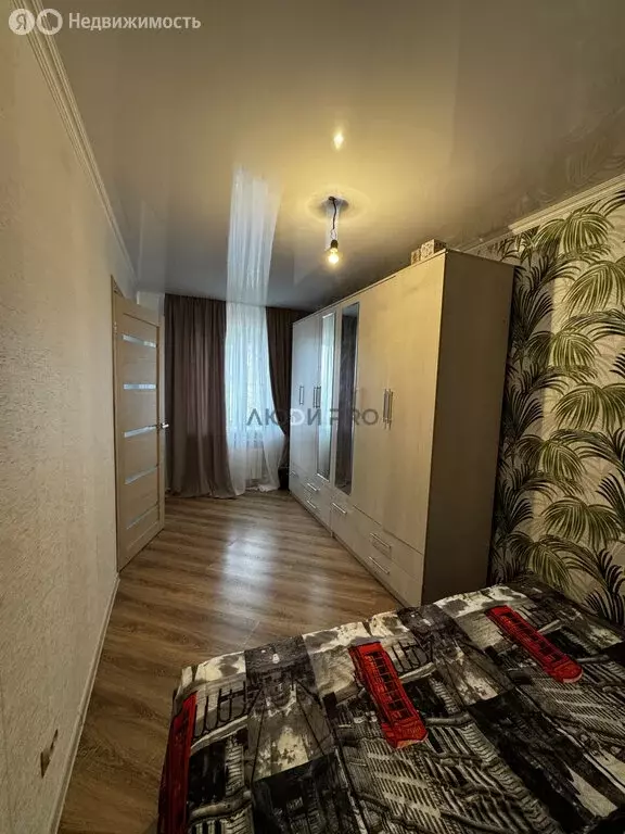 2-комнатная квартира: Саратов, улица имени В.И. Лебедева-Кумача, 61/2 ... - Фото 1