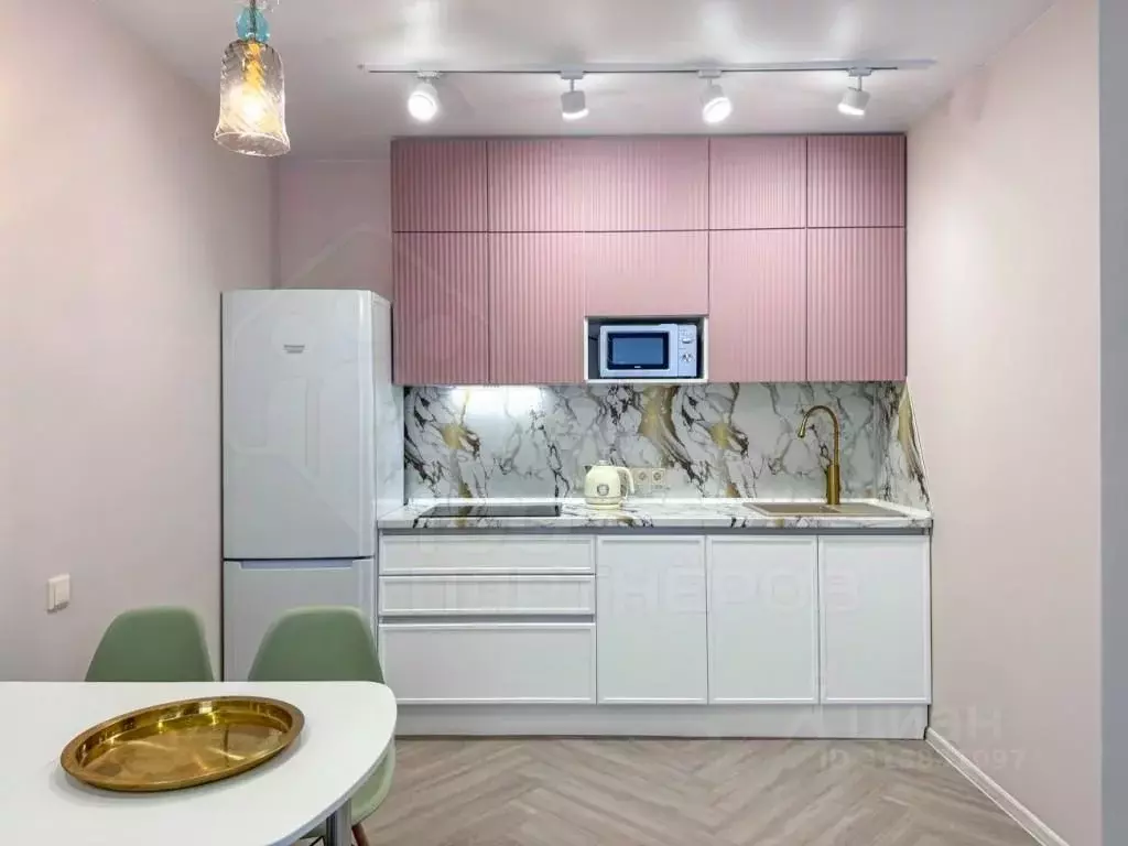 2-к кв. Иркутская область, Иркутск ул. Красноказачья, 23/3 (41.0 м) - Фото 0