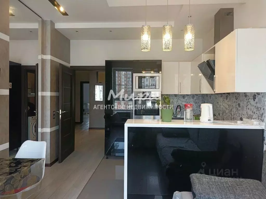 2-к кв. Москва пос. Коммунарка, ул. Лазурная, 7 (65.0 м) - Фото 1