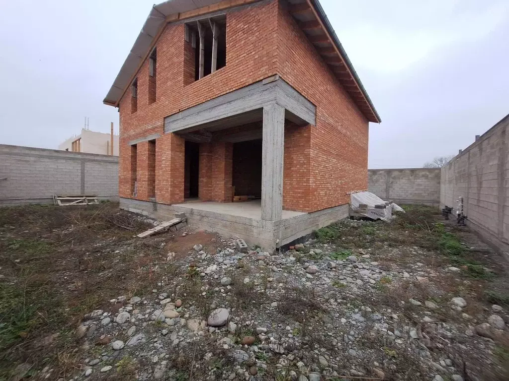 Дом в Северная Осетия, Владикавказ пл. Свободы (180 м) - Фото 2