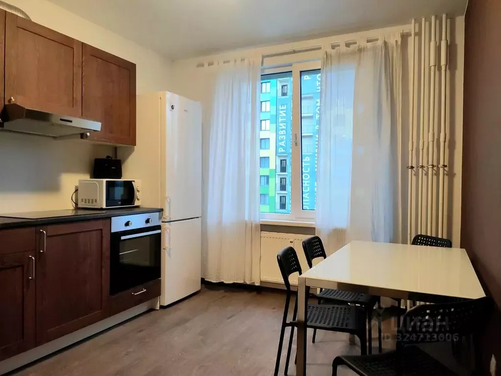 3-к кв. Санкт-Петербург ул. Федора Котанова, 13к2 (70.5 м) - Фото 1