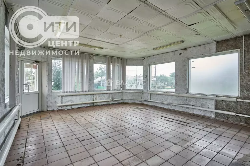 Помещение свободного назначения в Воронежская область, Нижнедевицкий ... - Фото 1