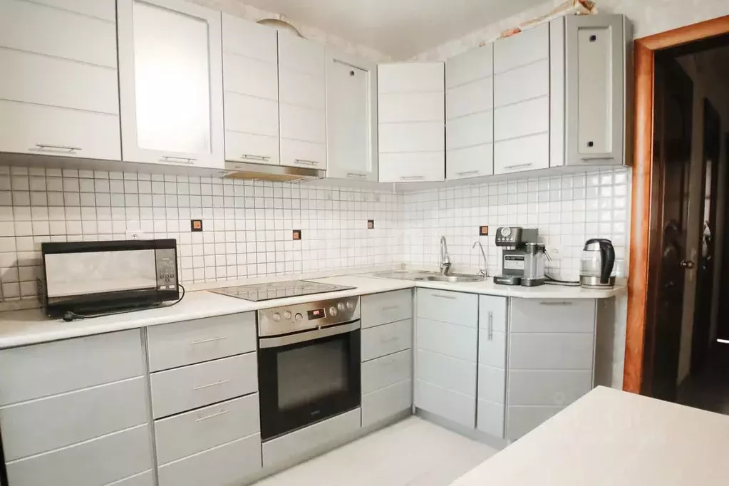 3-к кв. Ханты-Мансийский АО, Сургут просп. Мира, 26А (62.9 м) - Фото 1