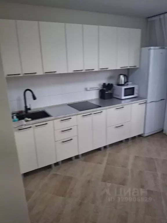 2-к кв. Воронежская область, Воронеж ул. Димитрова, 131 (63.0 м) - Фото 1