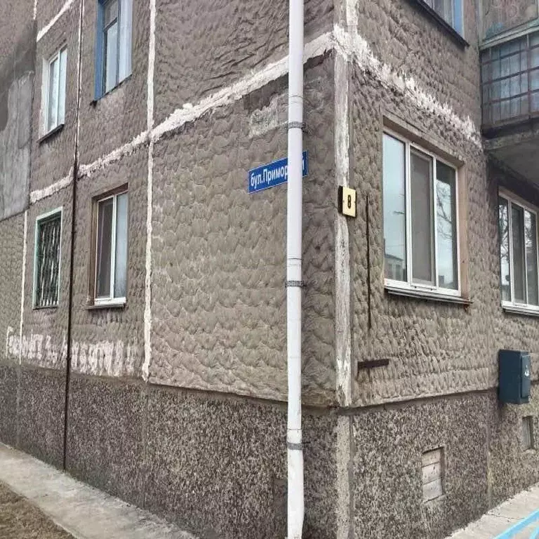 4-к кв. Сахалинская область, Корсаков Приморский бул., 8 (61.6 м) - Фото 0